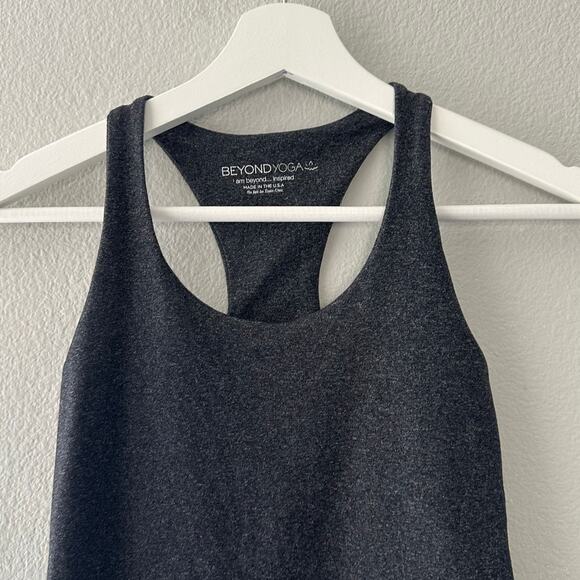 Beyond Yoga Spacedye Step Up Racerback Gray Tank size Small - Picture 5 of 7